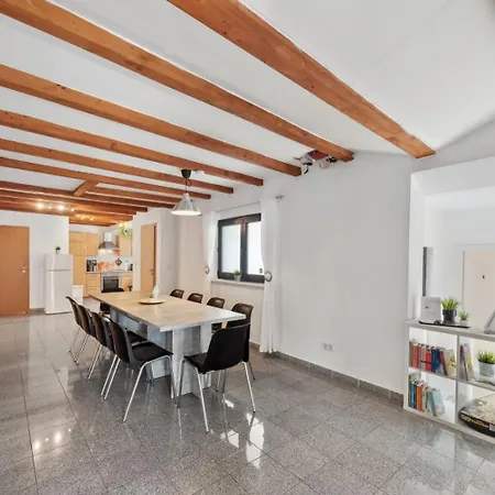 Apartment Andriss - Travel&work - 5 Br - Kitchen - Parking Kaiserslautern