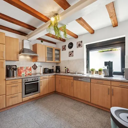 Andriss - Travel&work - 5 Br - Kitchen - Parking * Kaiserslautern