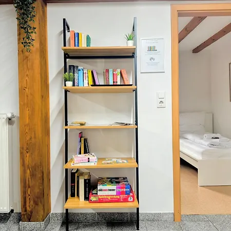 アパート Andriss - Travel & Work - 5 Bedroom - Kitchen - Parking カイザースラウテルン