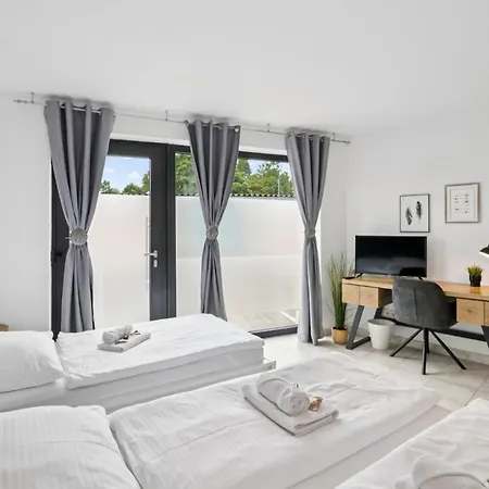 Andriss - Travel & Work - 5 Bedroom - Kitchen - Parking Apartmán Kaiserslautern