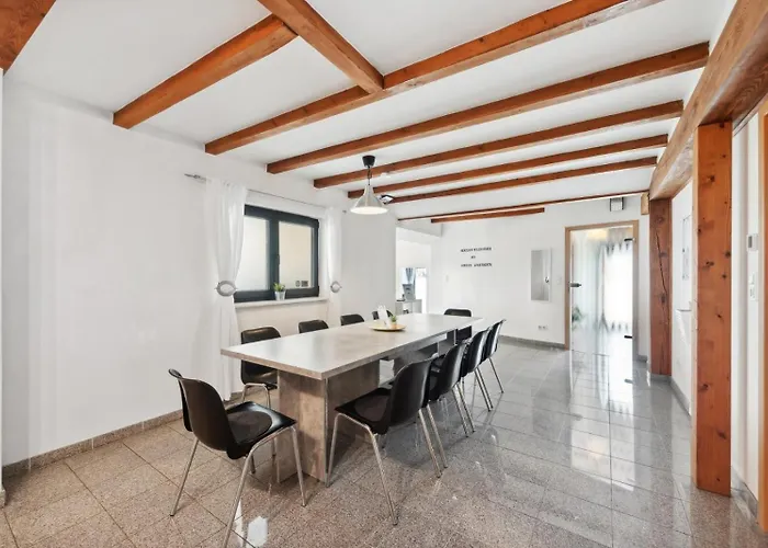 Apartment Andriss - Travel&work - 5 Br - Kitchen - Parking *