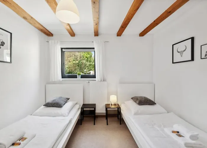 Andriss - Travel&work - 5 Br - Kitchen - Parking